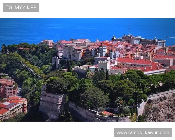 摩纳哥：地中海明珠的奢华生活与独特魅力探索